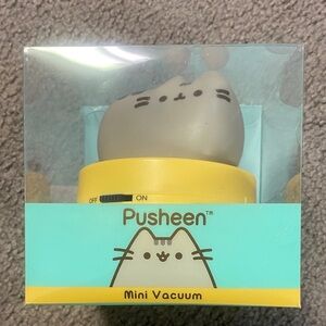 Pusheen Gray and Yellow Mini Vacuum